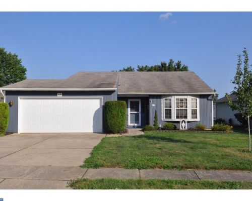 29 Cottage Ln, Columbus, NJ 08022-1060