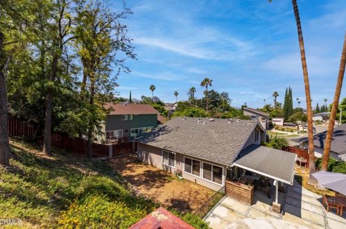 1180 Currier Ave, Simi Valley CA 93065-5162 exterior