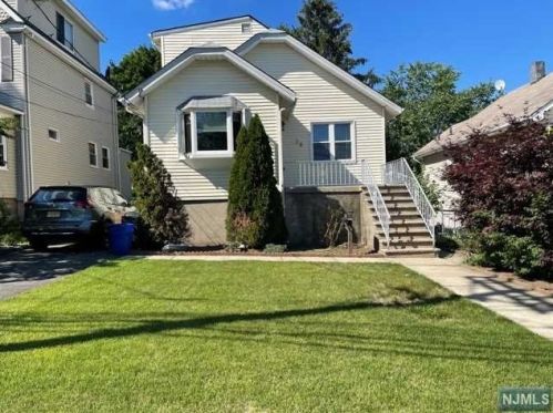 28 Emerson St, Ridgefield Park, NJ 07660-2017