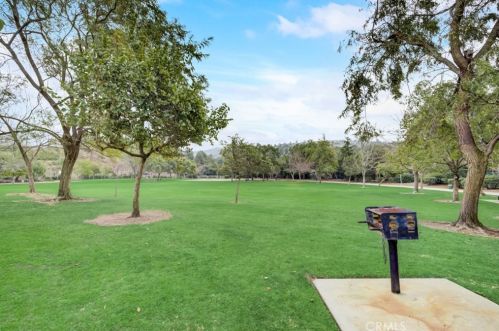 949 Lone Pine Ln, Anaheim CA  92808-2309 exterior