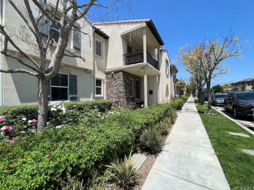 14598 Manchester Ave, Chino, CA 91710-6968
