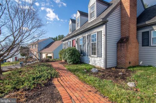 3112 Greenridge Dr, Lancaster, PA 17601-1368