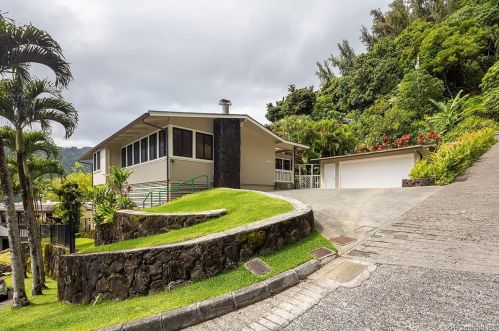 3353 Anoai Pl, Honolulu, HI 96822-1419