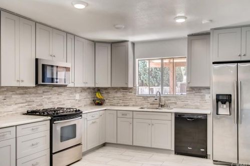 3018 Thunder Dr, Oceanside, CA 92056-4345