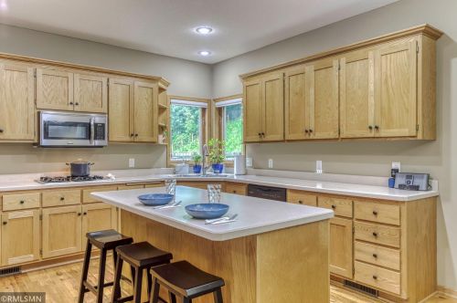 776 Henslow Ave, Saint Paul MN  55128-5365 exterior
