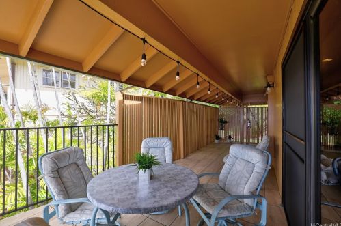 5243 Poola St, Honolulu HI  96821-1554 exterior