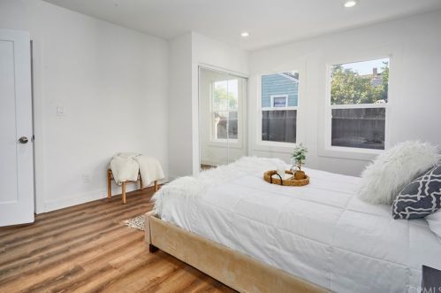 109 Wright St, Santa Ana CA 92701-4342 exterior