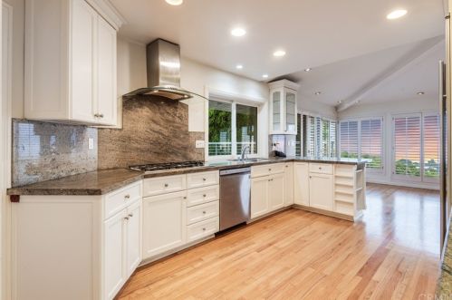 1549 Via Leon, Palos Verdes Estates, CA 90274-1948
