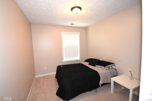 1621 Jackson Way, Atlanta GA  30318-0655 exterior