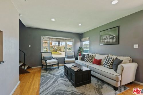 4771 135th St, Hawthorne, CA 90250-5729