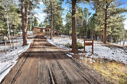 84 Pne Ln, Woodland Park CO 80863-9535 exterior