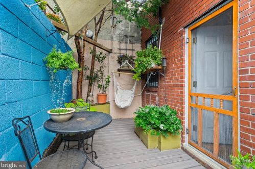 1226 8th St, Philadelphia PA  19147-5130 exterior