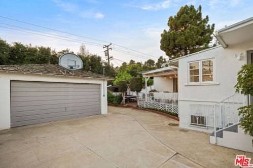 728 26th St, Santa Monica CA  90402-3150 exterior