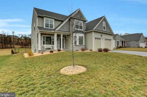 7092 Beaver Spring Rd, Harrisburg, PA 17111-4795