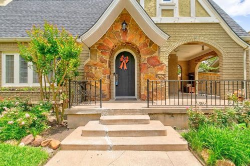 2537 Greene Ave, Fort Worth, TX 76109-1108