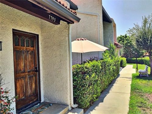 7793 Via Cassano, Burbank, CA 91504-1102