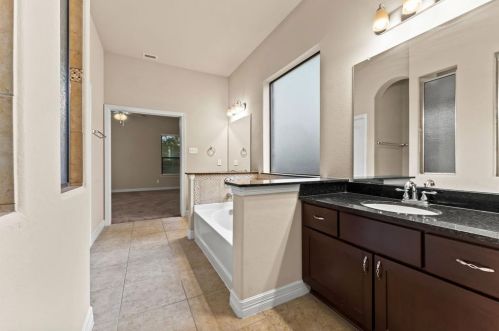 2042 Brodie Ln, Conroe TX  77301-7246 exterior