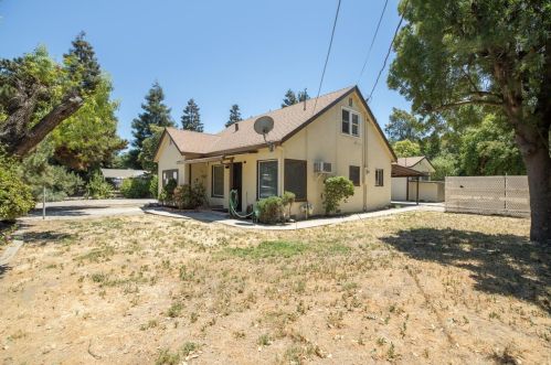 1624 Shaddox Ave, Modesto, CA 95358-1308