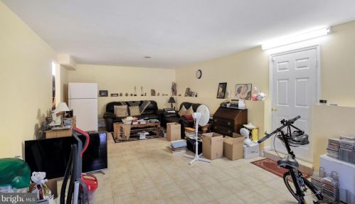 12206 Lemar Ct, Silver Spring MD 20904-1879 exterior