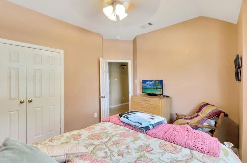 522 Thunderbrook Rd, Garland TX 75044-4956 exterior