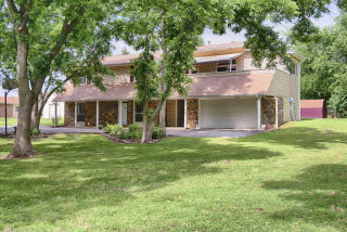 620 48th St, Noble, OK 73068-8444