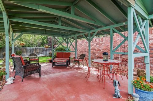 9570 Grand Ave, Englewood CO 80111-1344 exterior