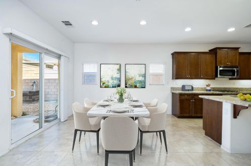 83686 Olympus Dr, Indio, CA 92203-4033