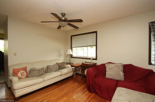 1384 Desoto St, Saint Paul MN  55130-3556 exterior