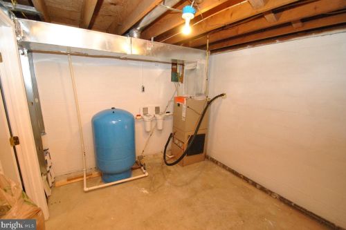 412 Streamside Dr, Fallston MD  21047-2806 exterior