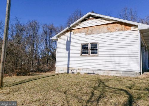 13 Crestview Dr, Harpers Ferry, WV 25425-5987