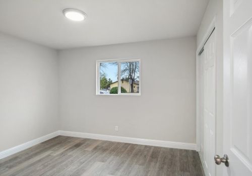 355 Linwood Ave, Turlock CA  95380-6315 exterior