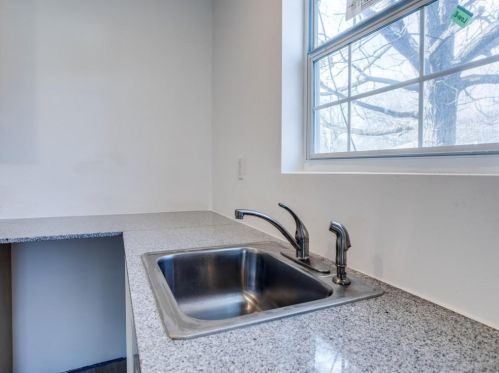 3623 Crump St, Fort Worth TX  76106-4423 exterior