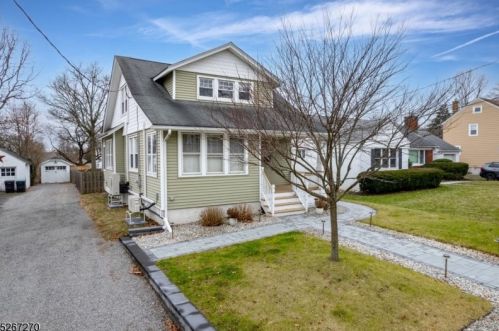 49 Pennsylvania Ave, Flemington, NJ 08822-1223