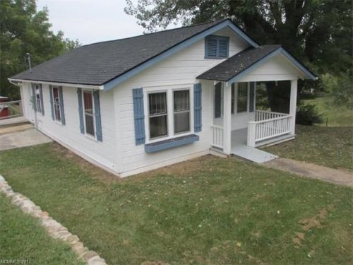 41 Bailey Rd, Biltmore Lake, NC 28715-8329