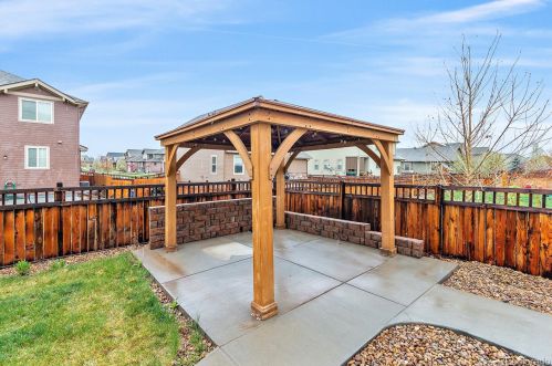 6097 Flanders St, Denver CO  80019-2120 exterior