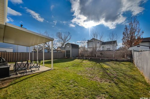 6948 Firefox Cir, Taylorsville UT 84081-5376 exterior