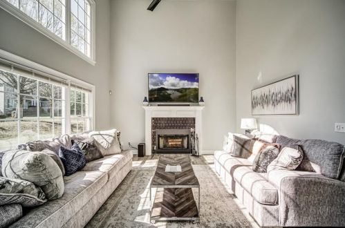 4073 Herron Trl, Atlanta GA  30349-1530 exterior