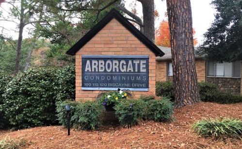 115 Biscayne Dr, Atlanta GA  30309-1003 exterior
