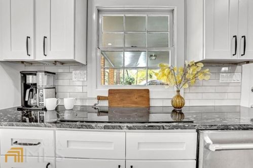 4175 Harrogate Dr, Atlanta GA  30327-3624 exterior
