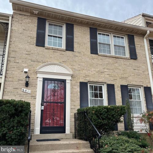 6411 Seven Oaks Dr, Falls Church, VA 22042-3151