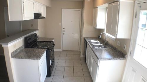 1211 Bayou Glen Dr, Morgans Point TX  77571-9612 exterior
