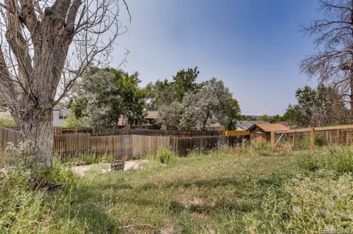 16582 Louisiana Dr, Aurora CO 80012-7772 exterior