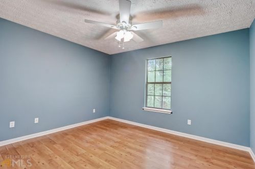 209 Pne St, Stockbridge GA  30281-3881 exterior