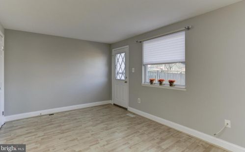 28 Avonshire Ct, Silver Spring MD 20904-6712 exterior