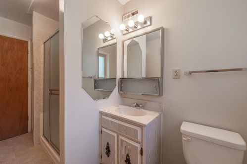 11553 Ridge Rd, Truckee CA  96161-4920 exterior