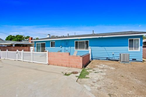 3112 Olinda Ln, Anaheim CA  92804-1721 exterior