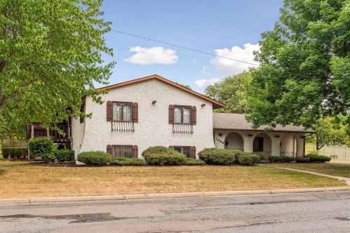 1526 Galvin Ave, Saint Paul, MN 55118-2919