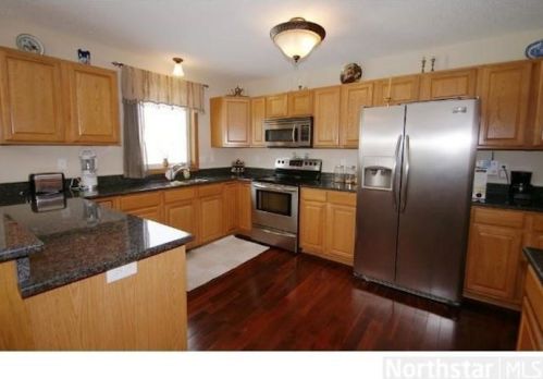 13968 Duluth Ct, Saint Paul, MN 55124-9236