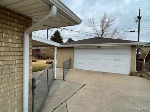 6609 54th Ave, Arvada CO  80002-3808 exterior