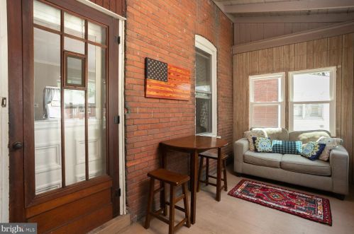 132 6th Ave, Roebling, NJ 08554-1208